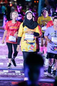 BIB: 
                            <button type="button" onclick="openModal(26346229)" class="btn btn-primary btn-sm float-right btn-popup" data-toggle="modal" data-target=".modal-high-quality">
                        <i class="fas fa-shopping-cart"></i> Add to Cart
                    </button>
                                            <button type="button" onclick="isThisMe(26346229, true)" class="btn btn-success btn-sm float-right btn-popup btn-isme hidden" data-toggle="tooltip" data-placement="bottom" title="นี่คือรูปของคุณใช่ไหม คลิกที่นี่เพื่อเอาเข้าอัลบั้ม">
                        <i class="fas fa-plus"></i> Add to album
                    </button>
                    <button type="button" onclick="isThisMe(26346229, false)" class="btn btn-warning btn-sm float-right btn-popup btn-isnotme hidden">
                        <i class="fas fa-ban"></i> Remove from album
                    </button>